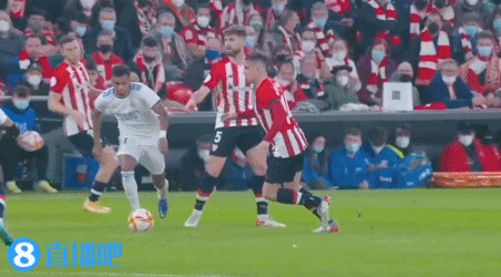 篮球湖人球员社媒晒训练照，状态积极