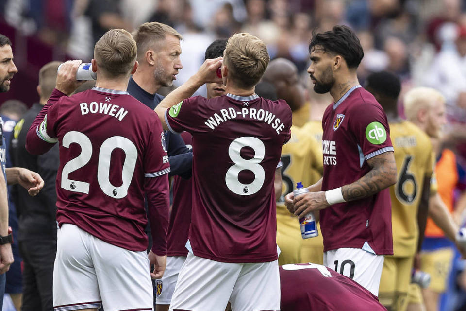 队报：里昂计划1月引进一名中卫，已经联系了切尔西的迪萨西